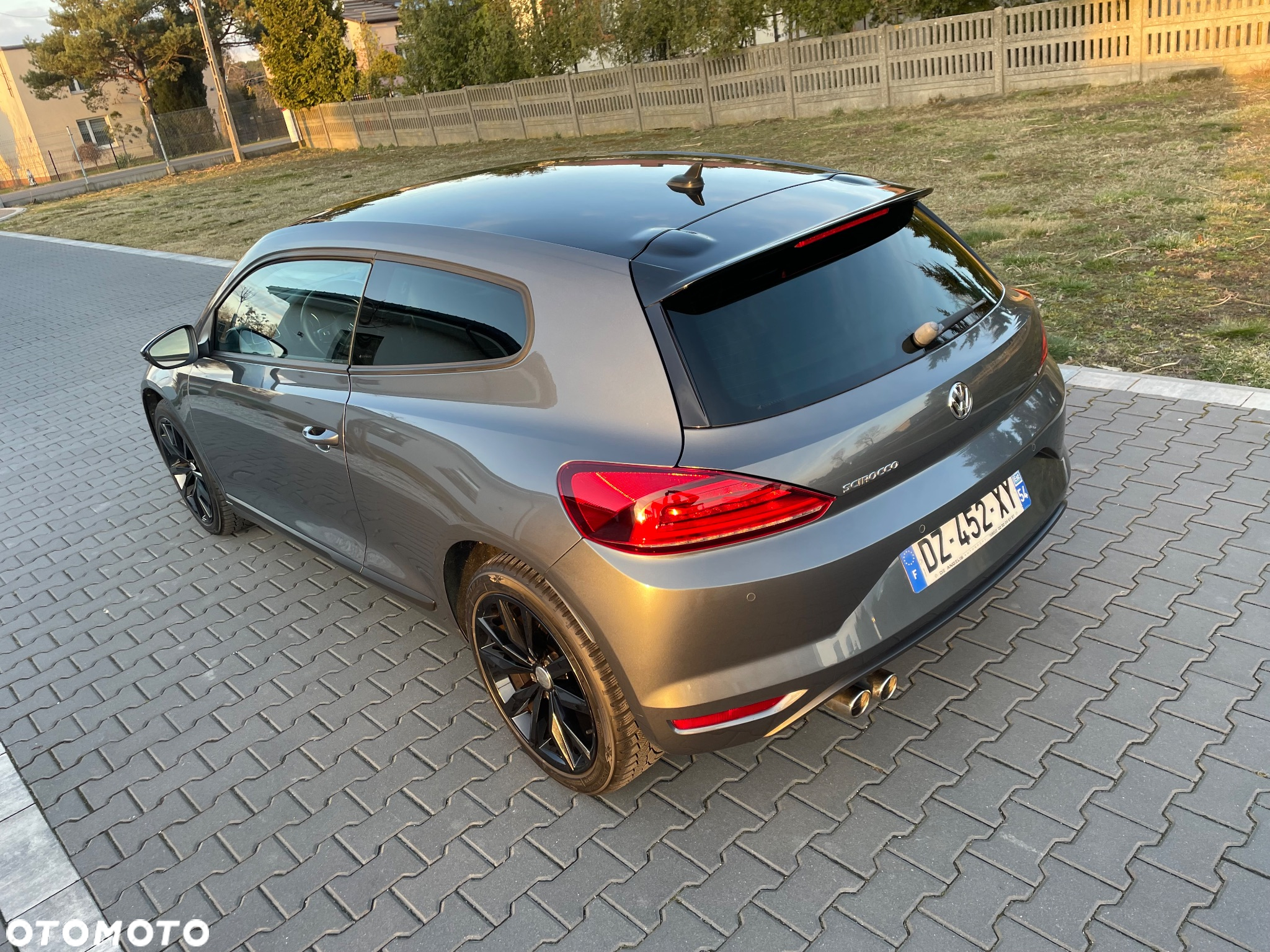 Volkswagen Scirocco 2.0 TDI Blue Motion Technologie Club - 3
