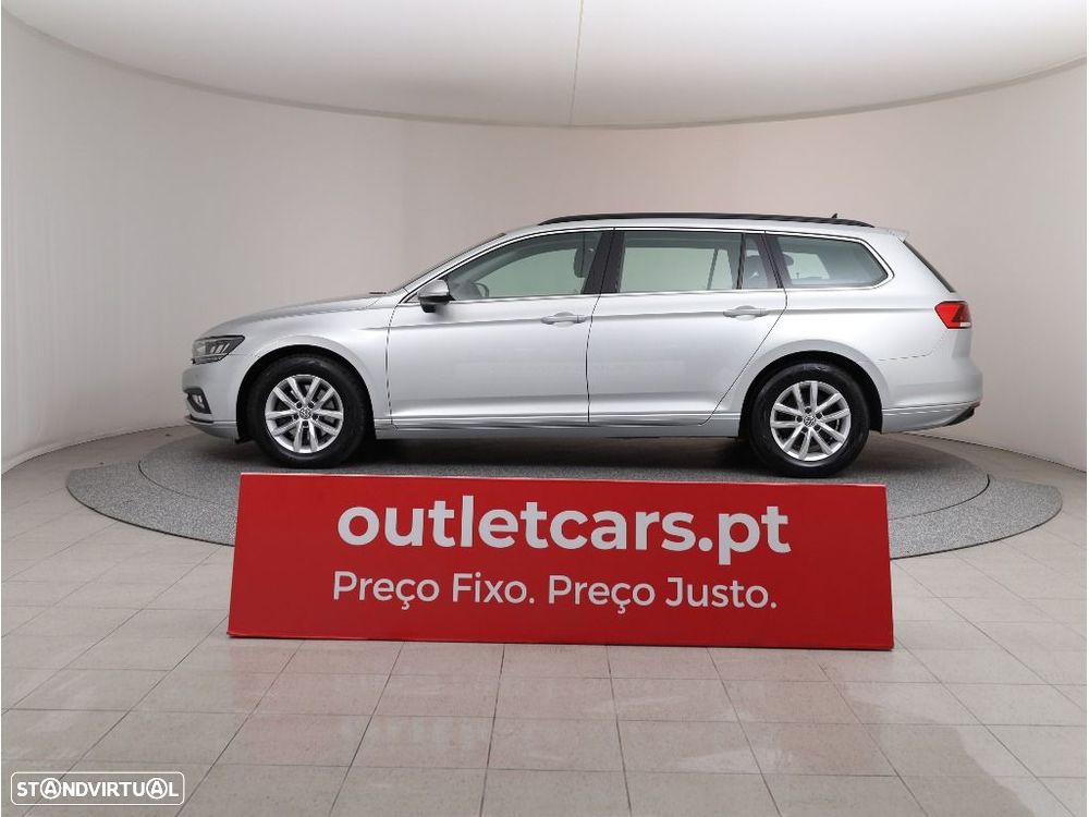 VW Passat Variant 1.6 TDI Business DSG - 4
