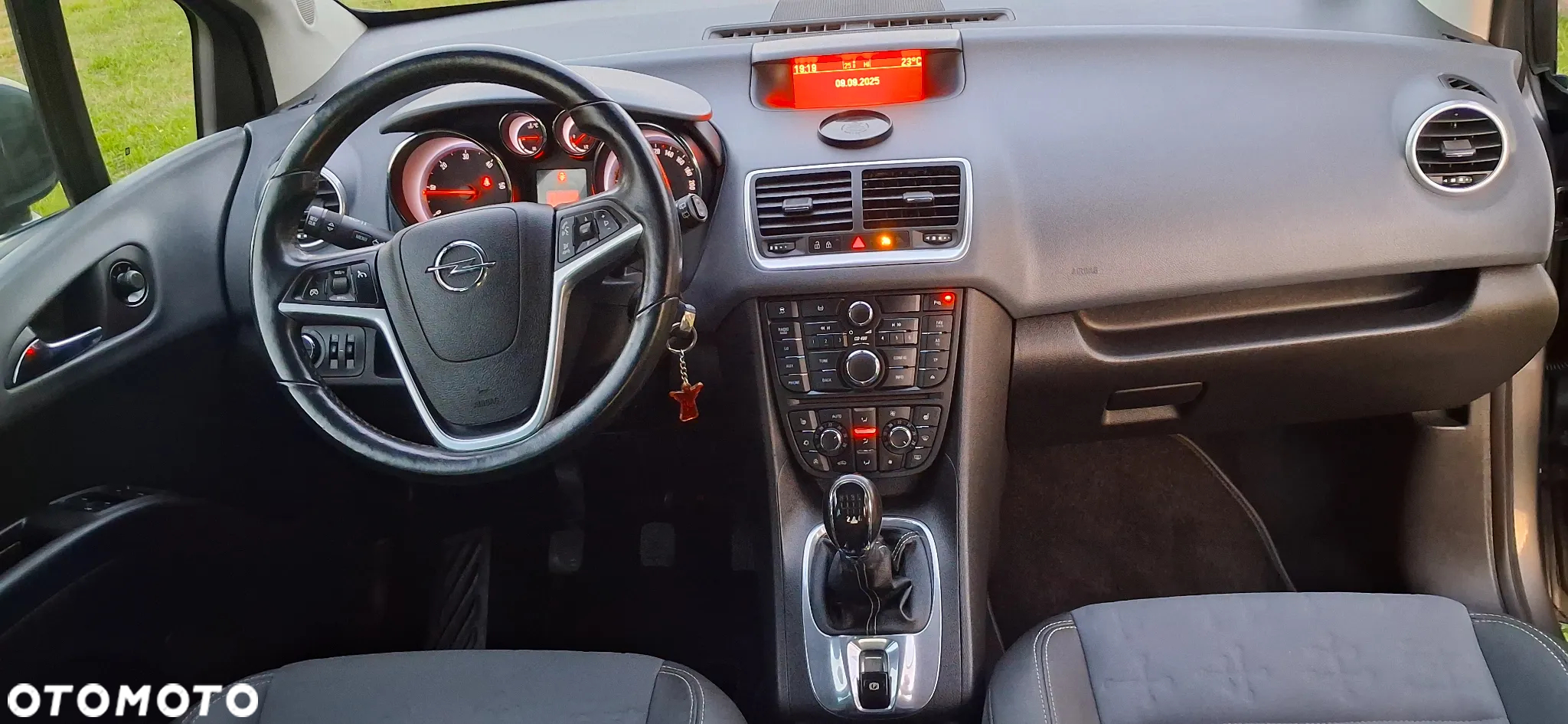 Opel Meriva 1.7 CDTI Essentia - 11