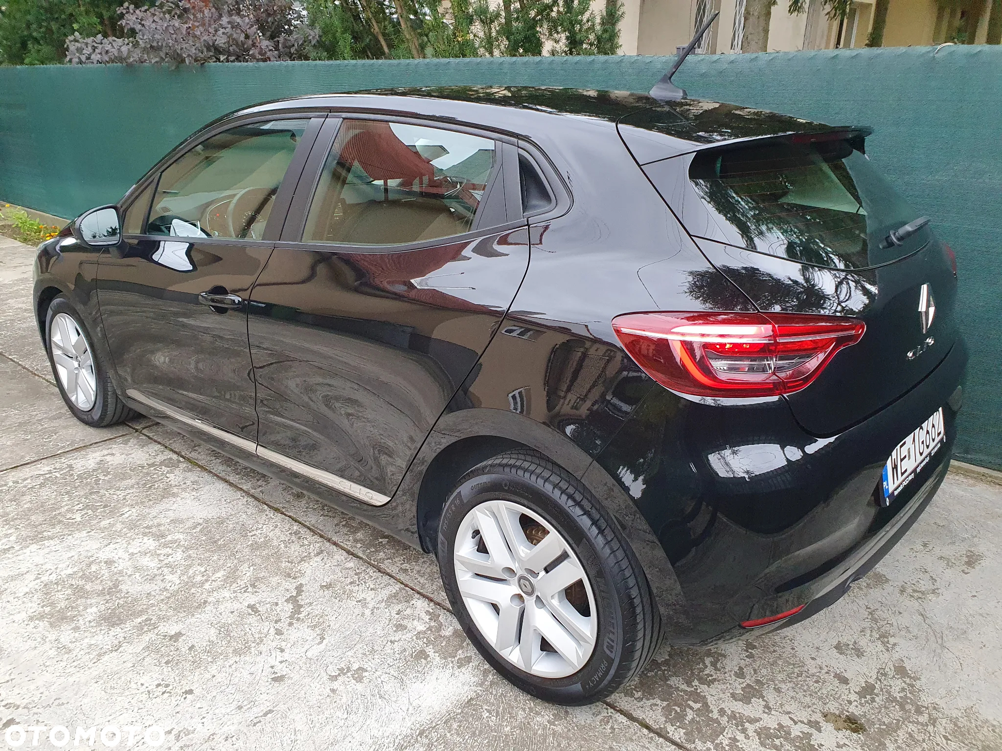Renault Clio - 36