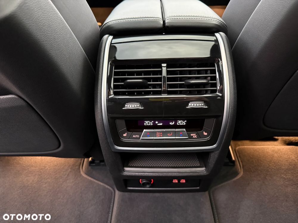 BMW X7 xDrive40d mHEV sport - 35