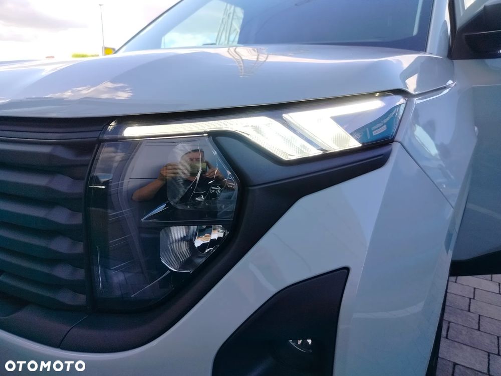 Ford Transit Courier - 29