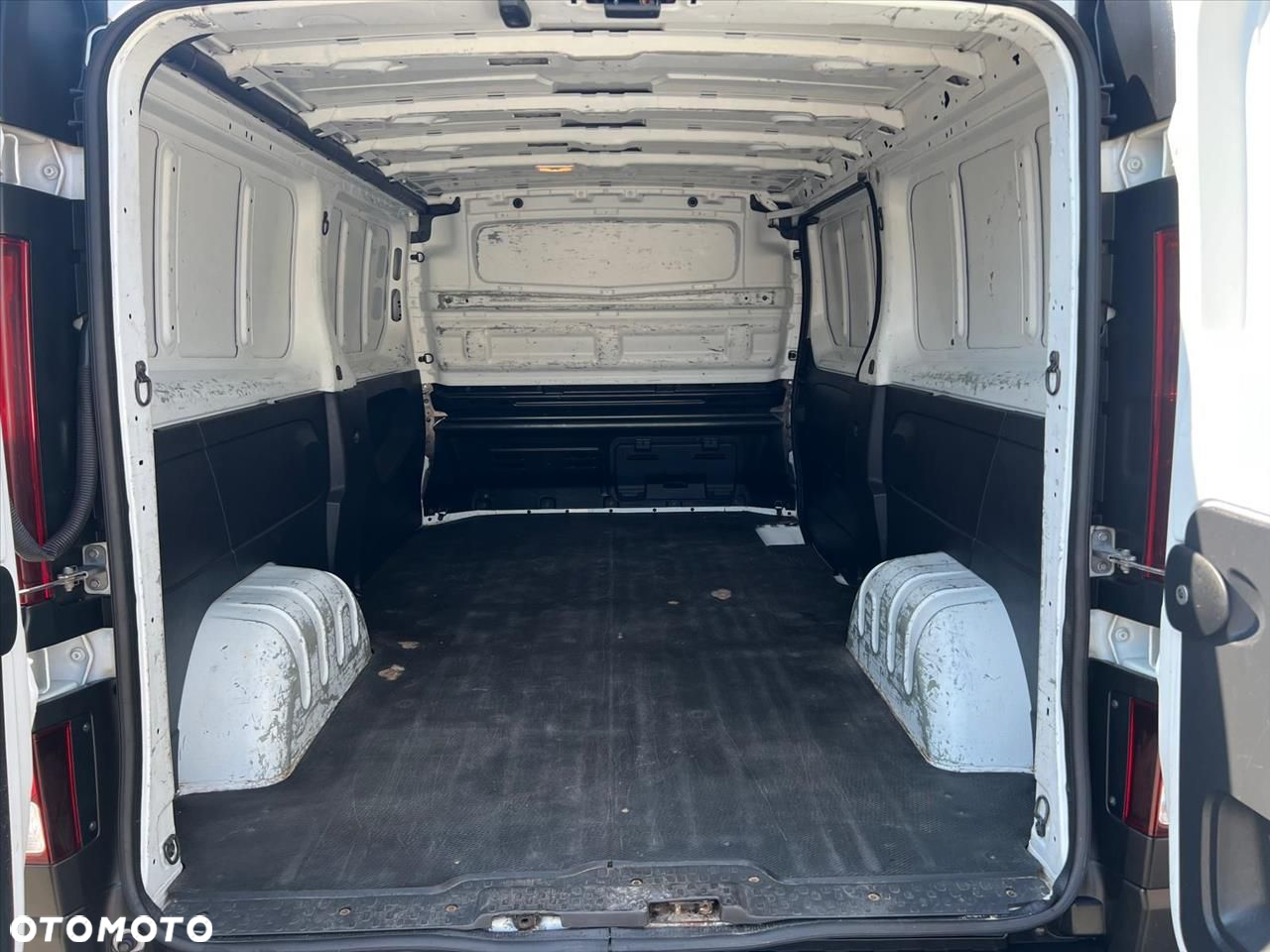 Renault trafic - 10