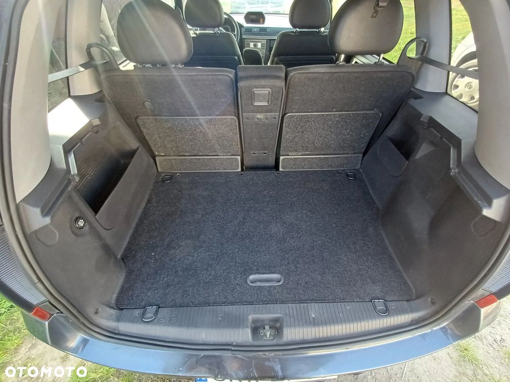 Opel Meriva 1.4 Cosmo - 25