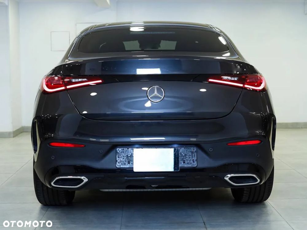 Mercedes-Benz GLC Coupe 200 4-Matic - 2