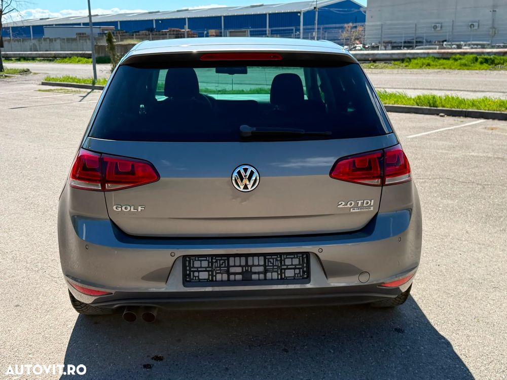 Volkswagen Golf 2.0 TDI DPF DSG Highline - 15