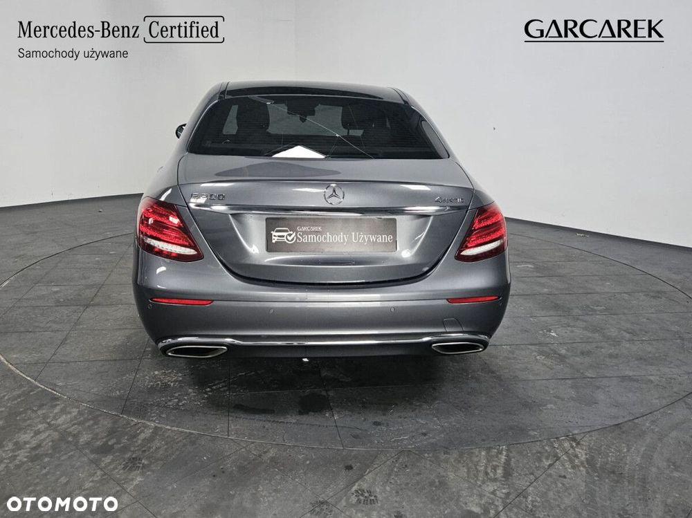 Mercedes-Benz Klasa E - 7
