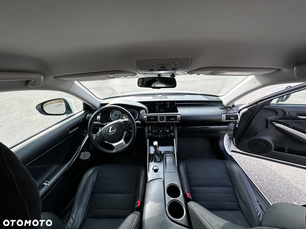 Lexus IS 250 Elegance - 12