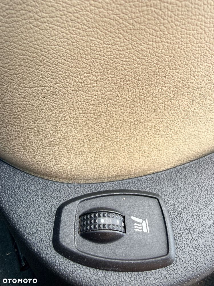 Renault Laguna 2.0 DCi Dynamique 4WS - 12