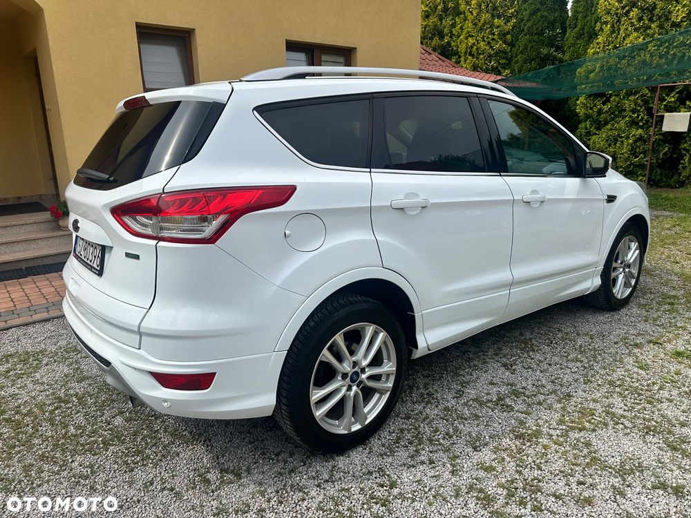Ford Kuga 1.6 EcoBoost 2x4 Titanium - 11