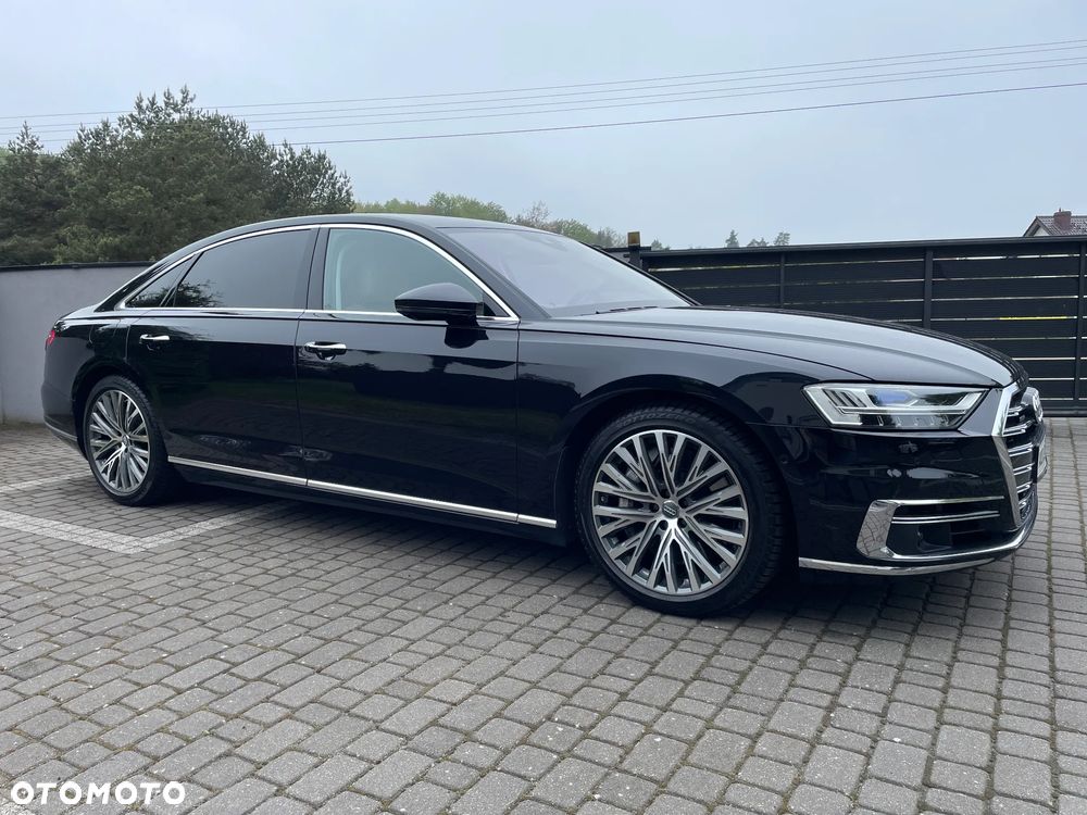 Audi A8 - 1