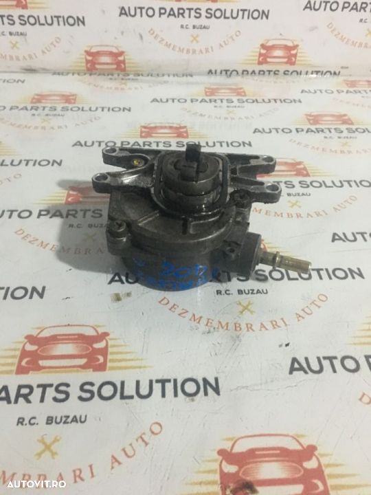 pompa vacuum Opel Zafira 2.0D,an fabr 2002 - 1