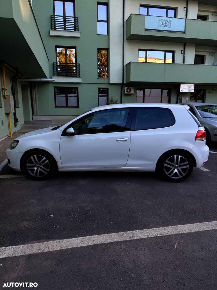 Volkswagen Golf 2.0 TDI DPF Comfortline - 3