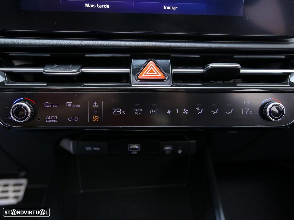 Kia Niro EV 64kWh Drive - 27