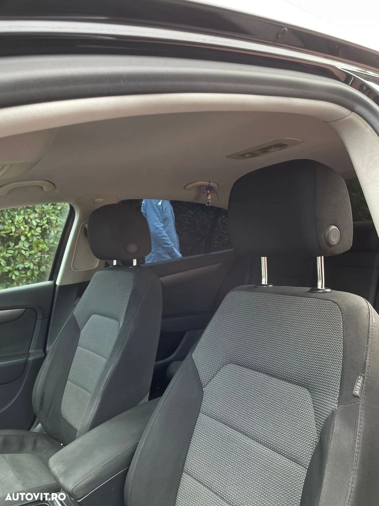 Volkswagen Passat 2.0 TDI BlueMotion Tehnology 4Motion Comfortline - 11