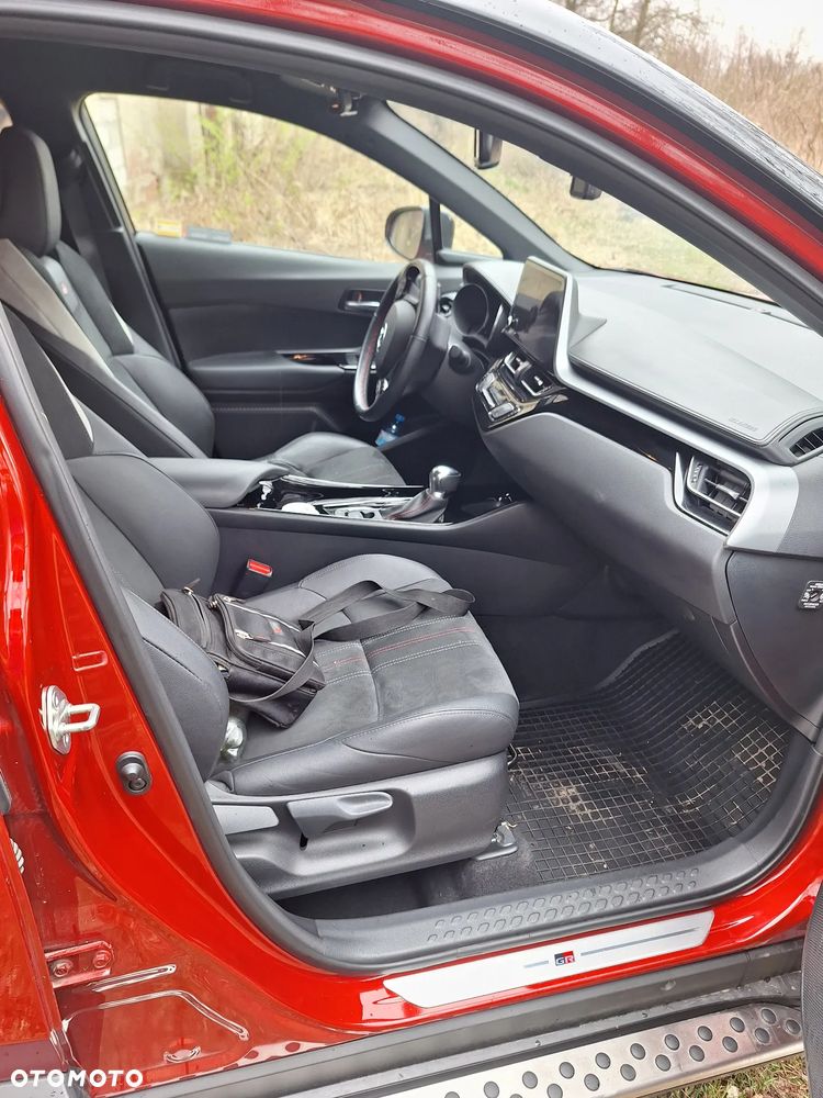 Toyota C-HR - 7