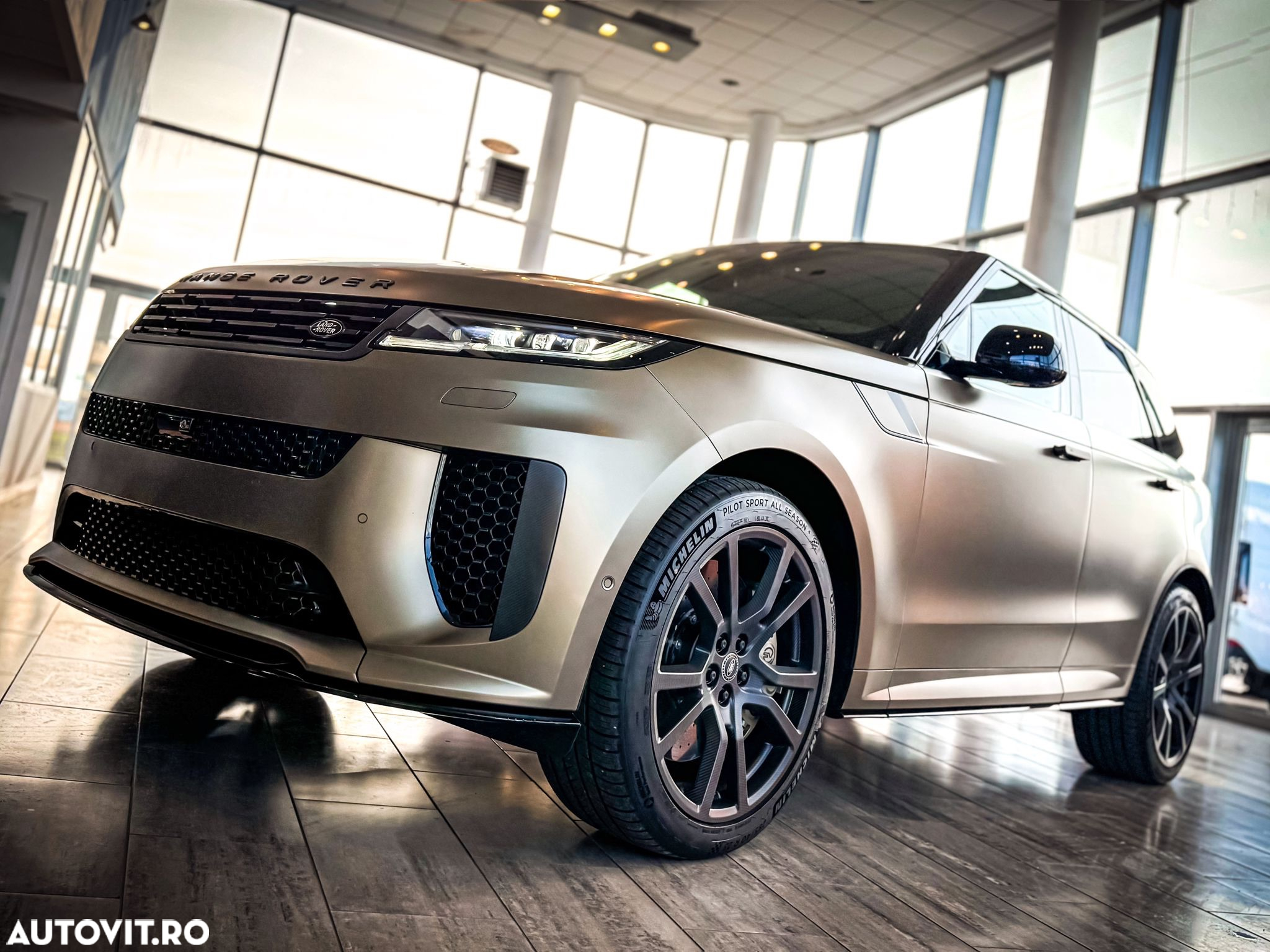 Land Rover Range Rover Sport - 33