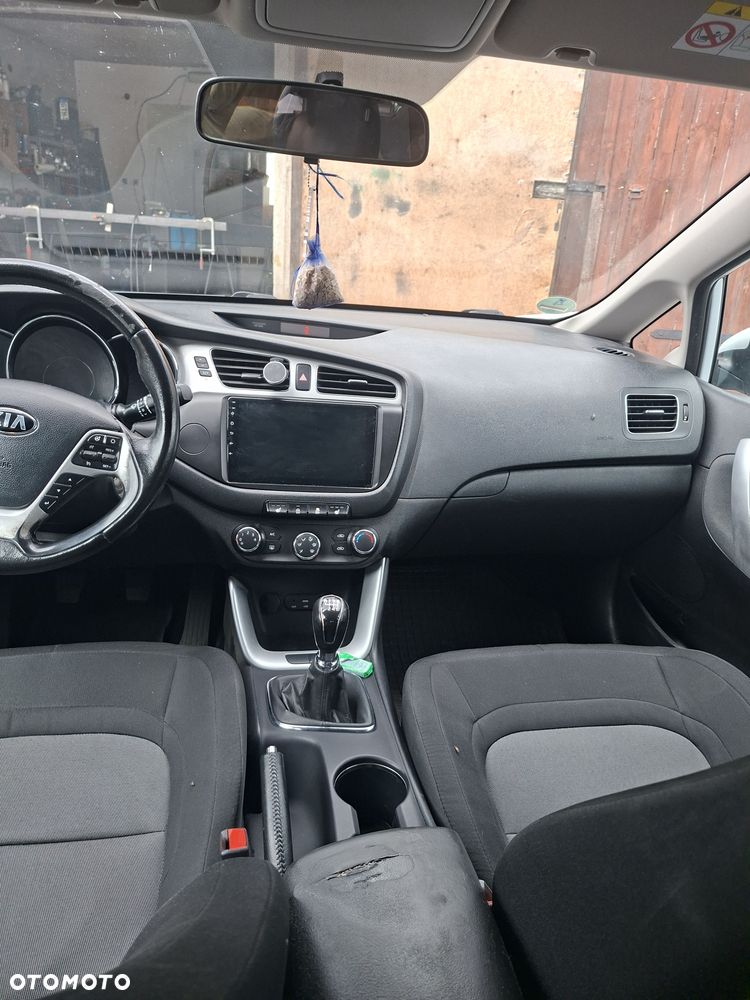 Kia Ceed - 7