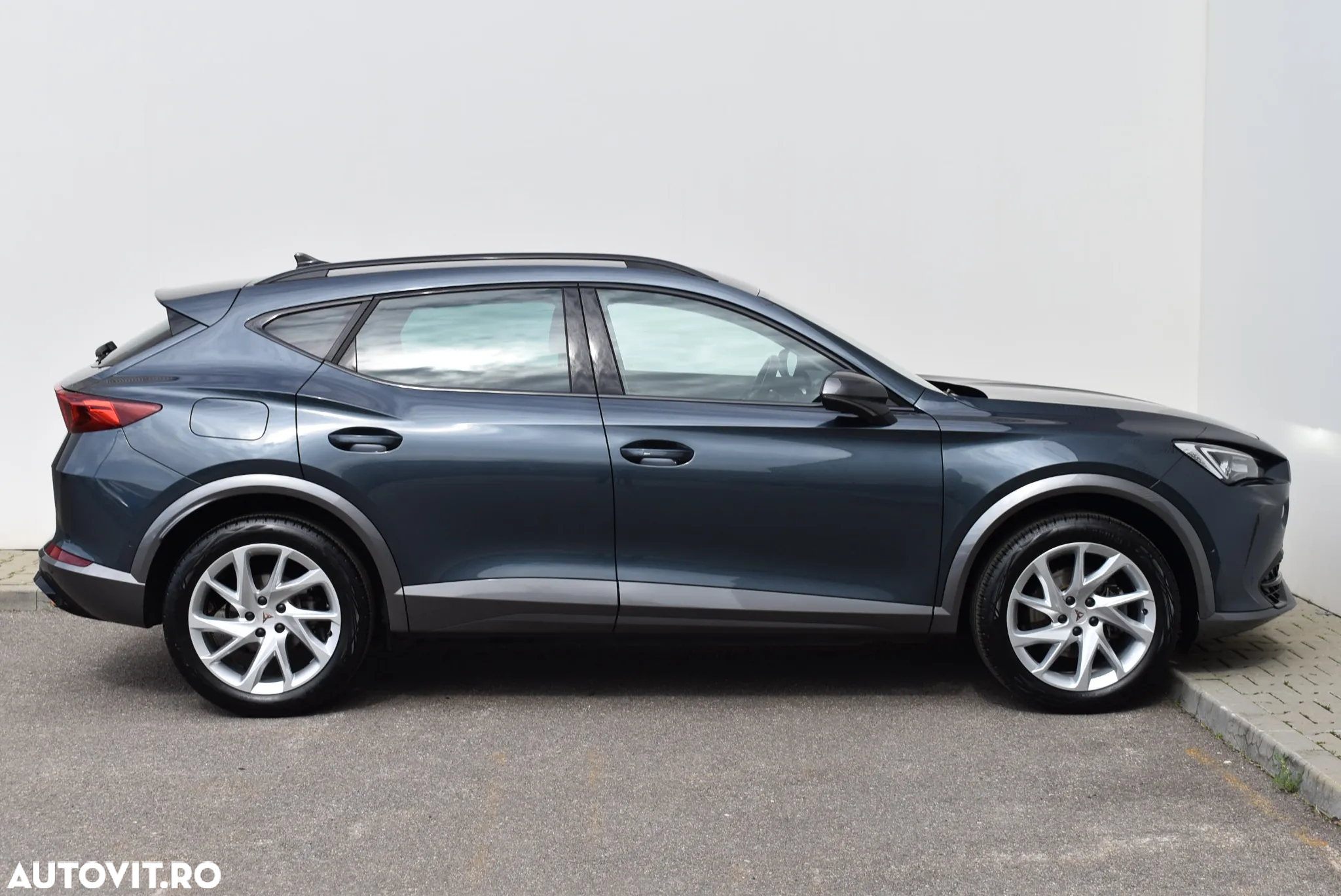 Cupra Formentor 1.4 e-HYBRID PHEV - 4