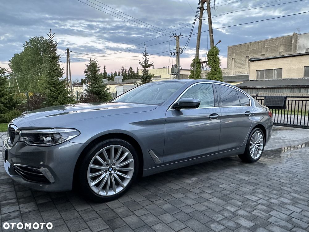 BMW Seria 5 520d xDrive Luxury Line - 3