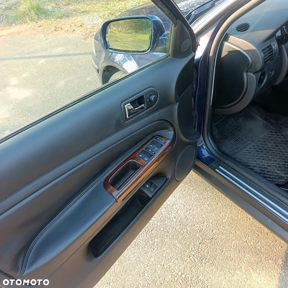 Volkswagen Passat 1.9 TDI Highline Tiptr - 7