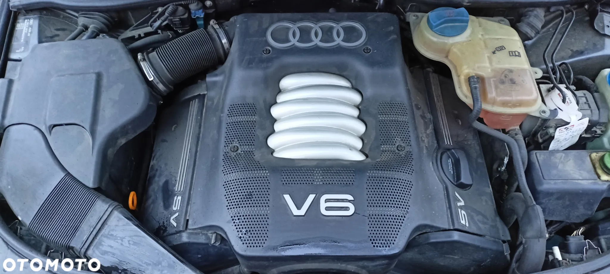 Audi A4 2.4 Tiptronic - 14