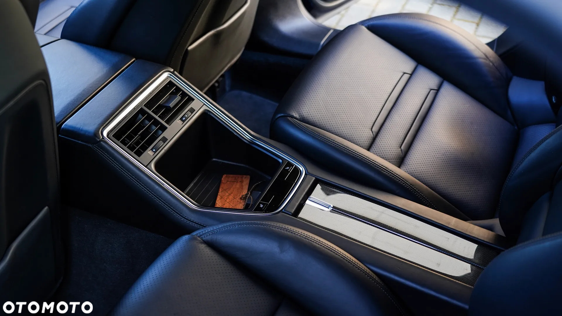 Porsche Panamera Turbo - 22