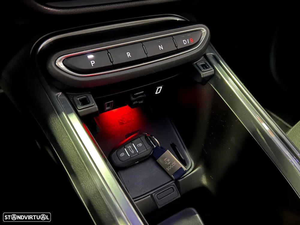 Fiat 600e 54 kWh (RED) - 27