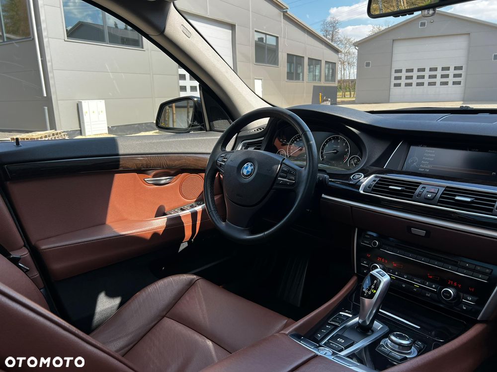 BMW 5GT 535i xDrive - 19