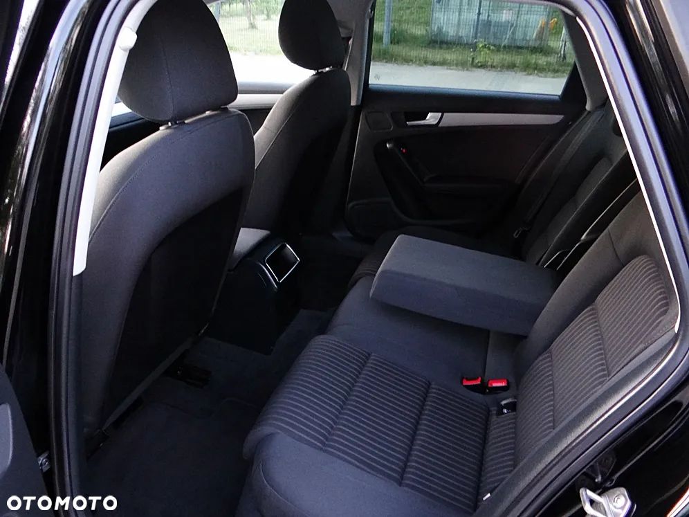 Audi A4 Avant 2.0 TDI DPF Attraction - 37
