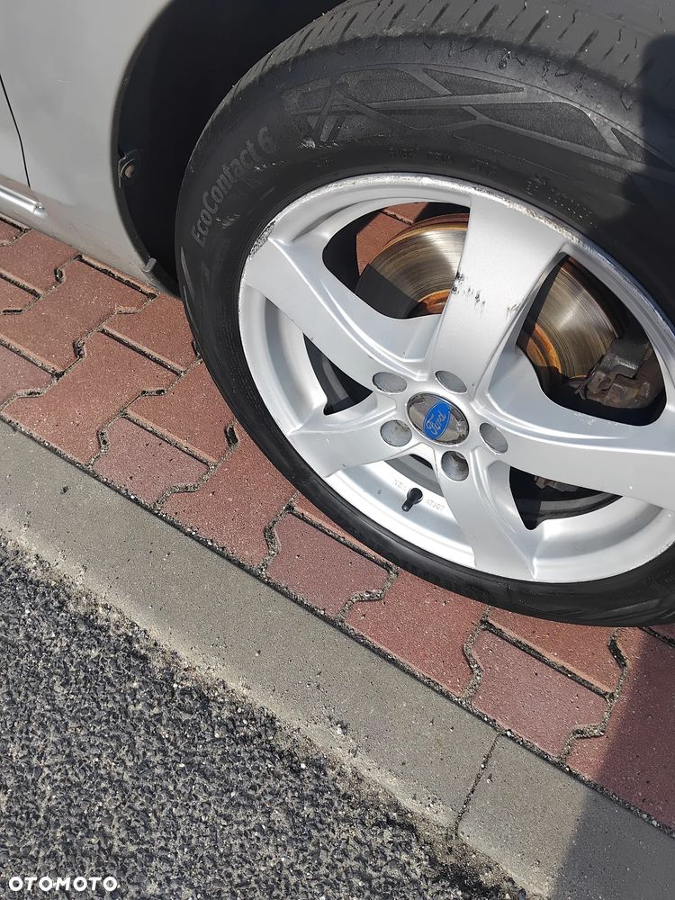 Ford Focus 1.6 Ambiente - 3