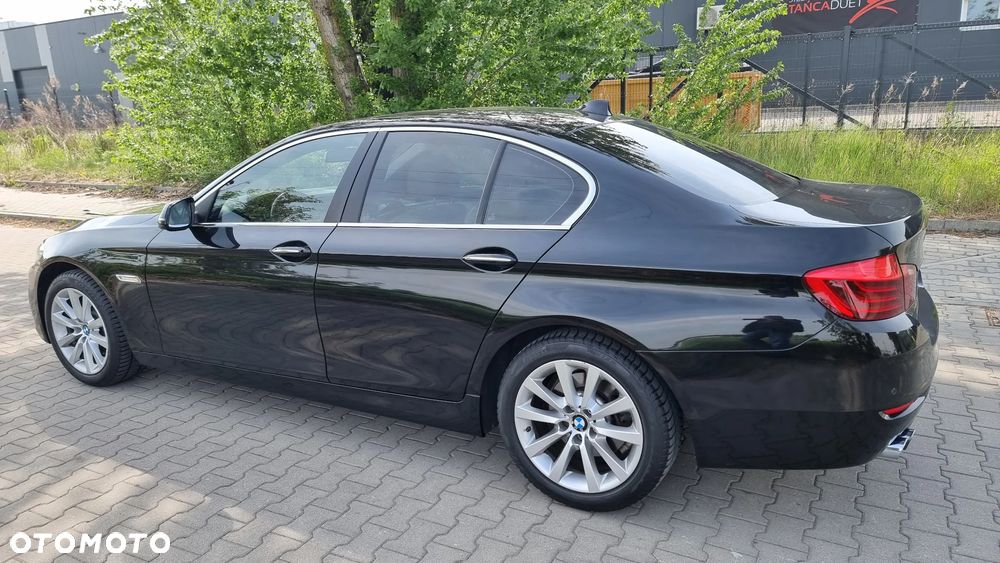 BMW Seria 5 520d - 27