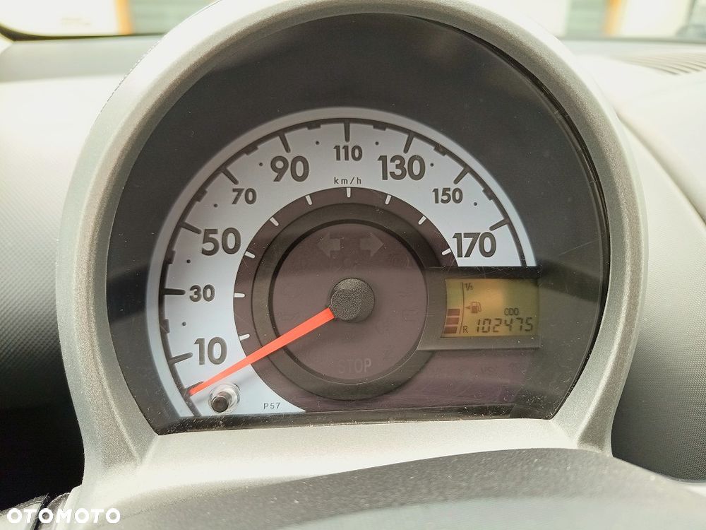 Citroën C1 1.0i Desire - 10