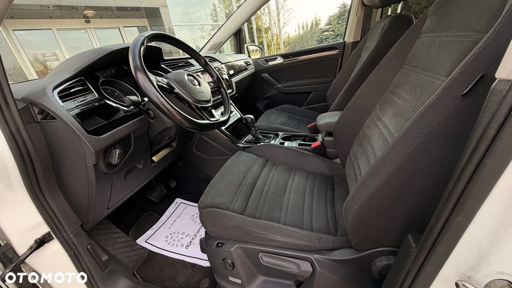 Volkswagen Touran 1.4 TSI BMT Highline DSG - 25