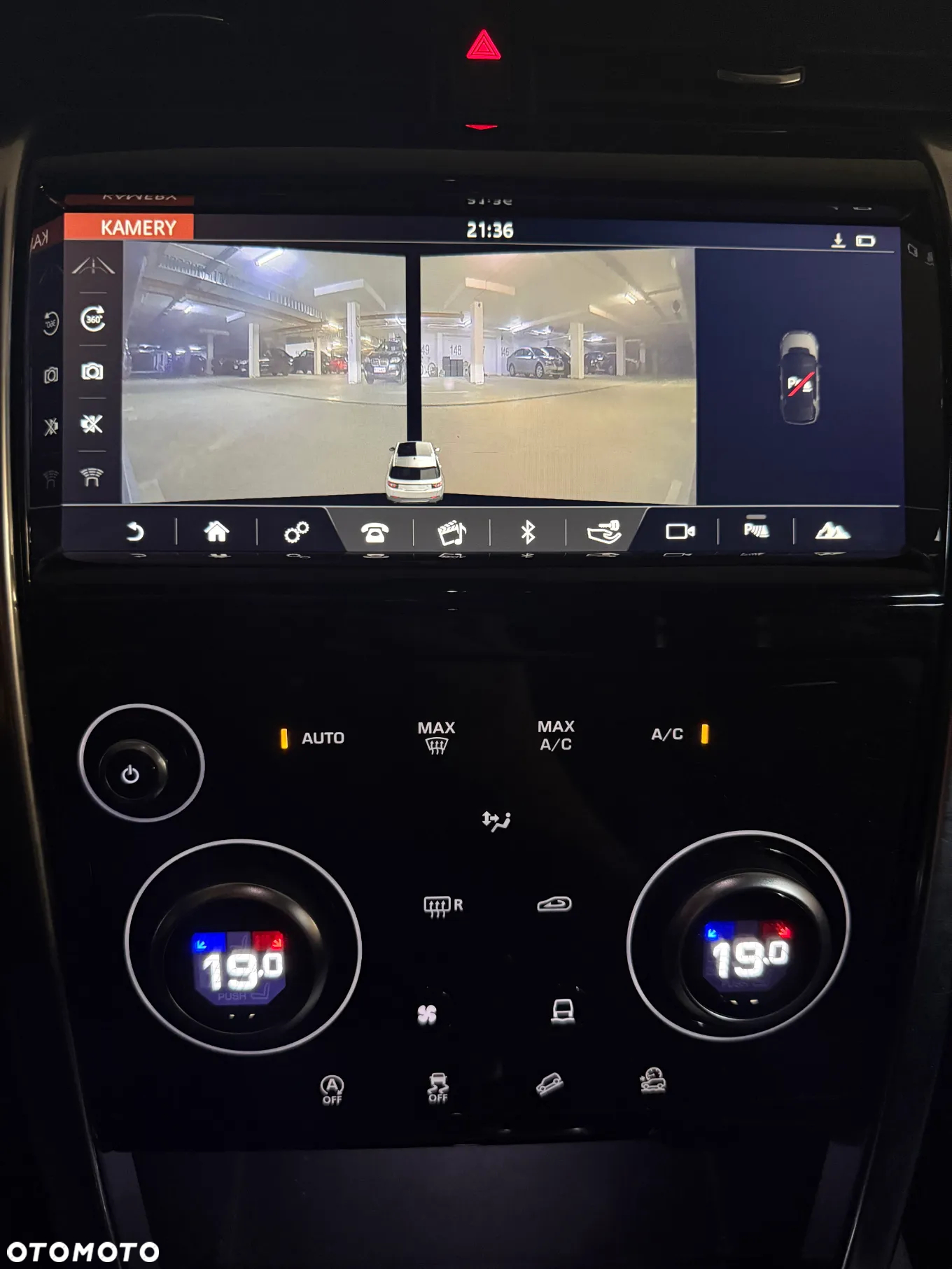 Land Rover Discovery Sport 2.0 D150 - 32
