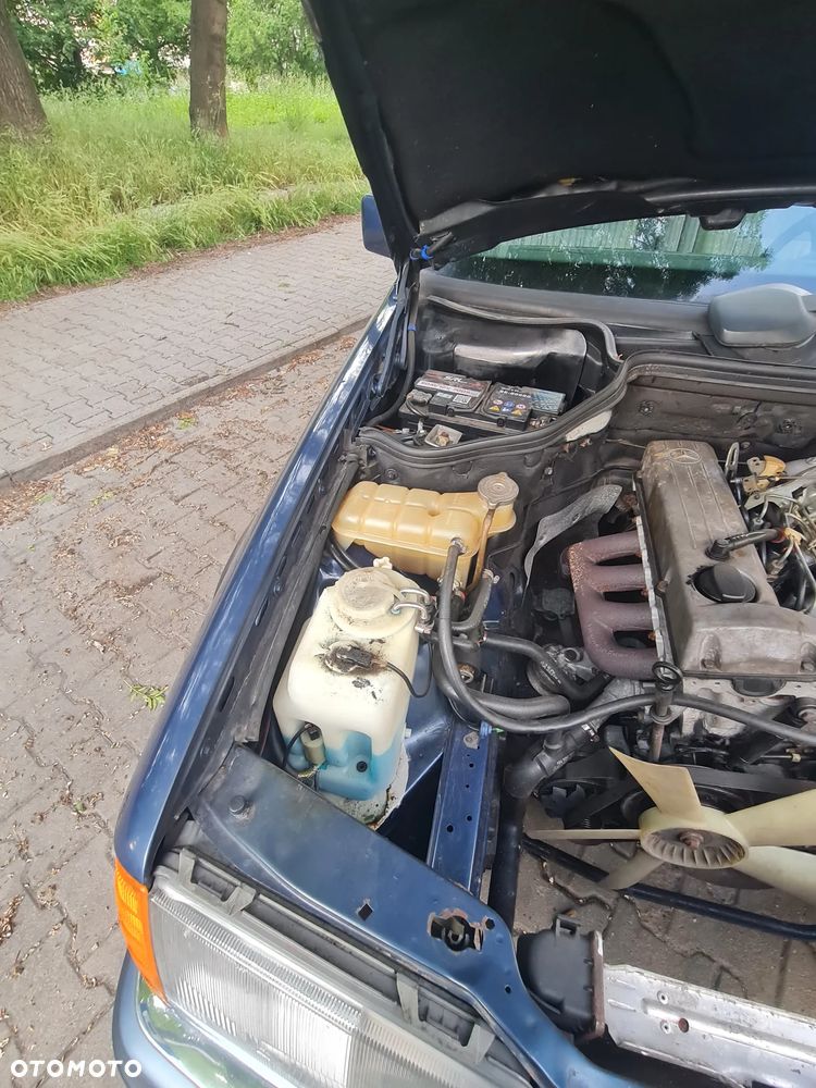 Mercedes-Benz W124 (1984-1993) - 21