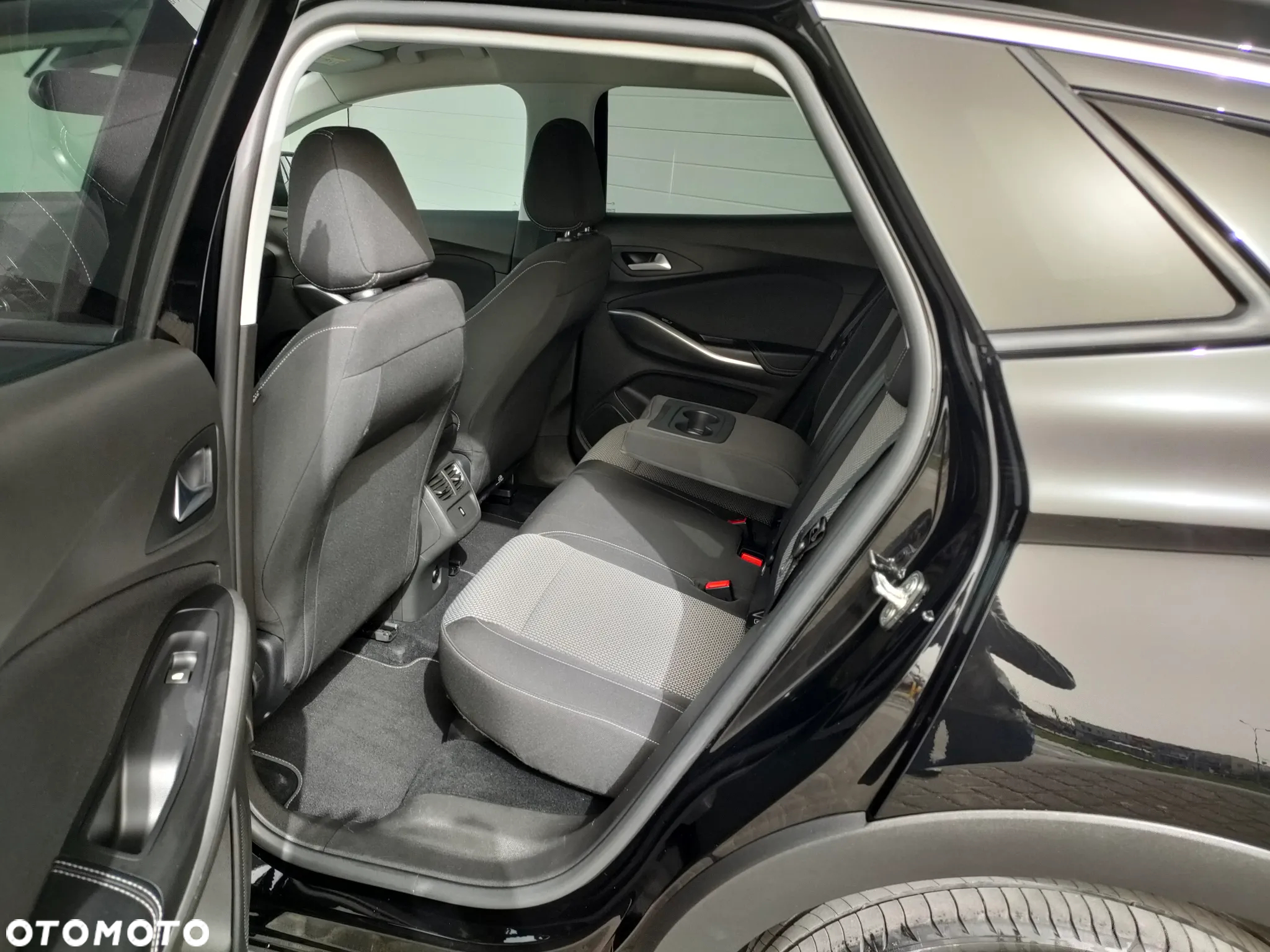 Opel Grandland X 1.2 Start/Stop Business INNOVATION - 27