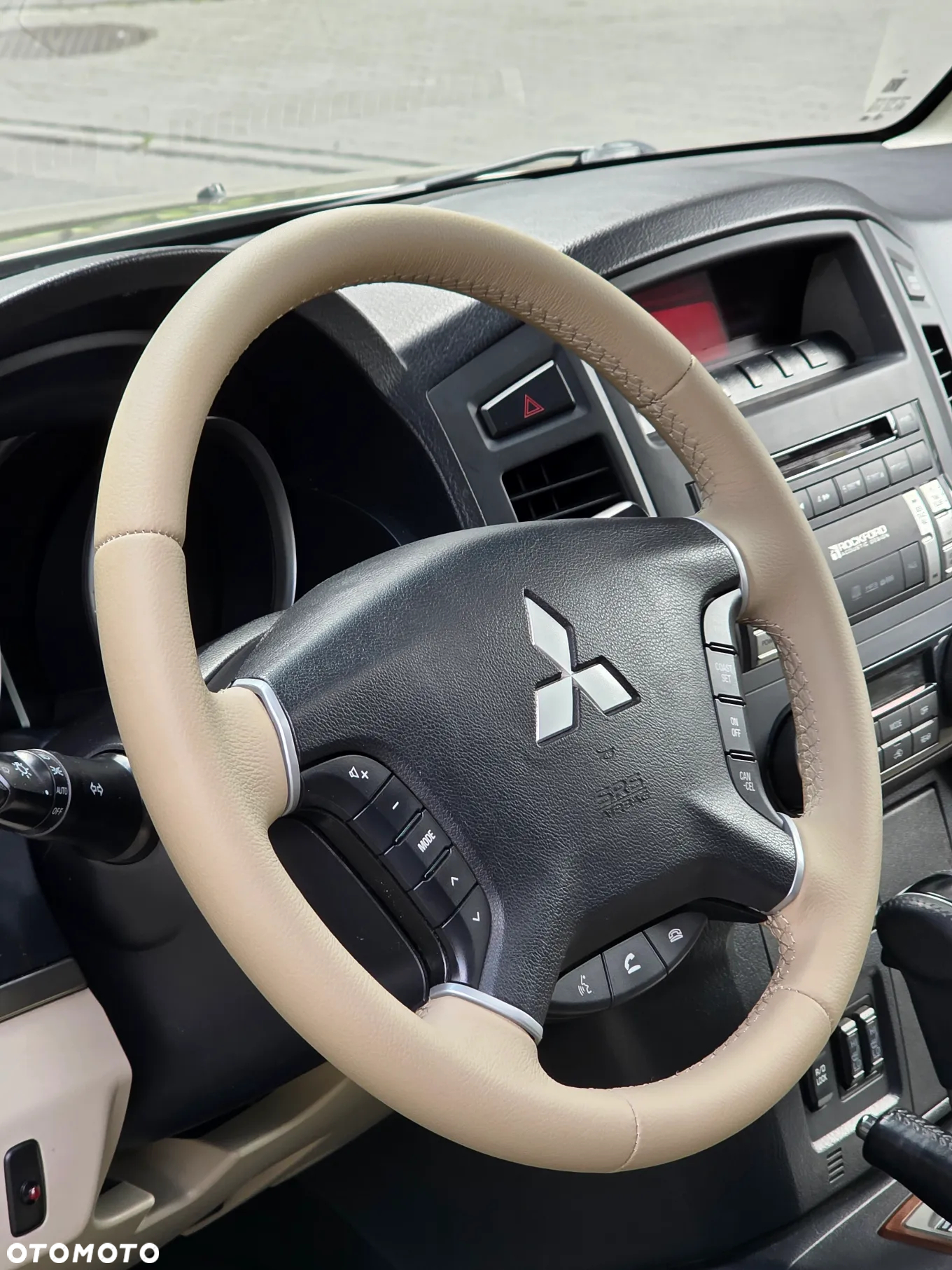 Mitsubishi Pajero 3.2 DID Instyle - 9