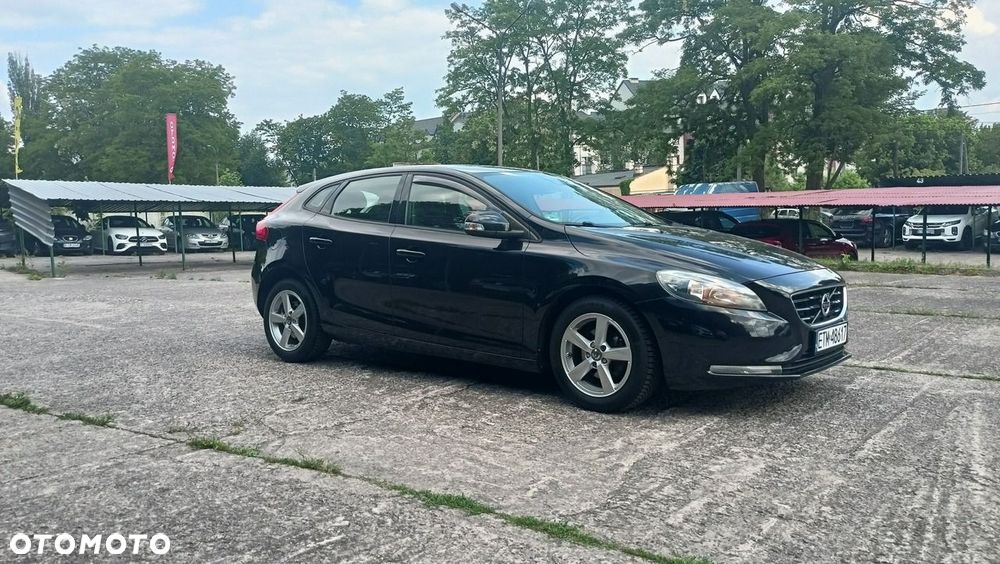 Volvo V40 - 18
