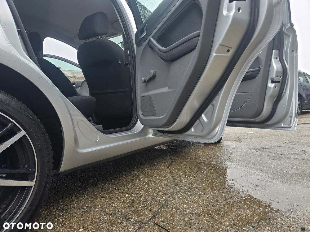 Ford Focus - 17