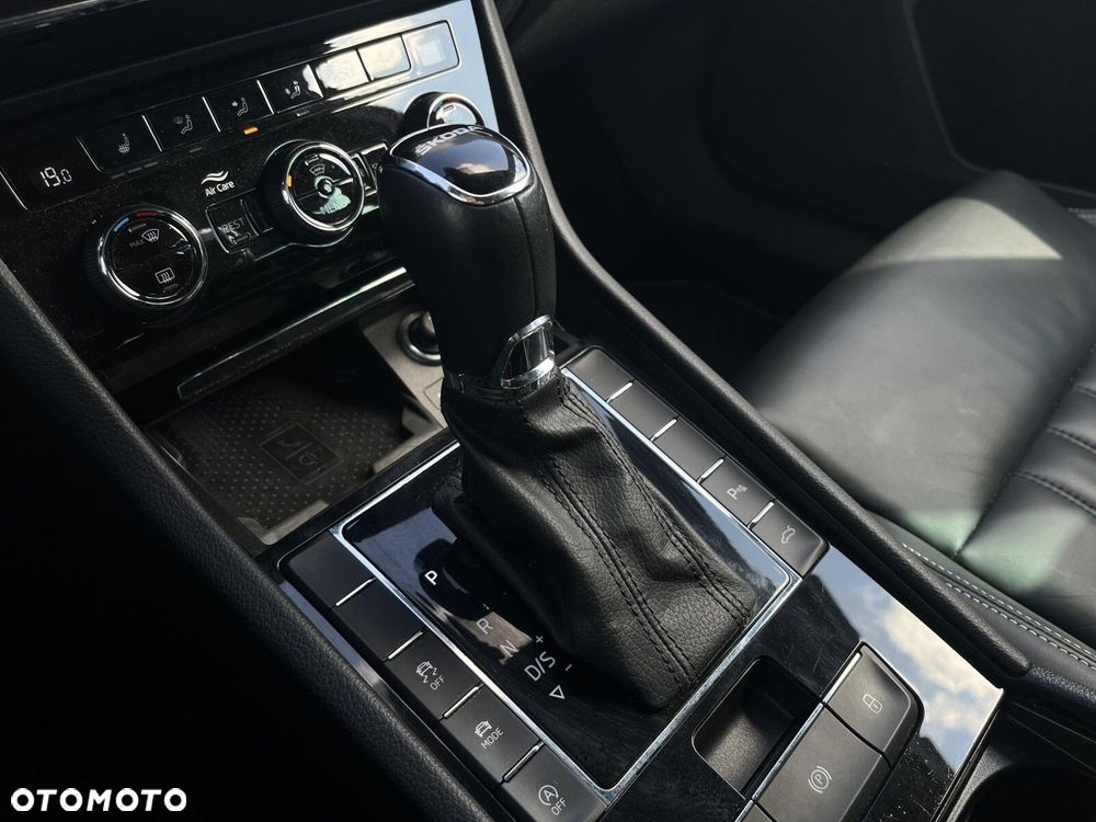 Skoda Superb 2.0 TDI SCR L&K DSG - 31
