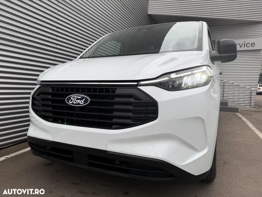 Ford Transit Custom 320L 2.5 227 CP L2H1 CVT PHEV Trend - 17