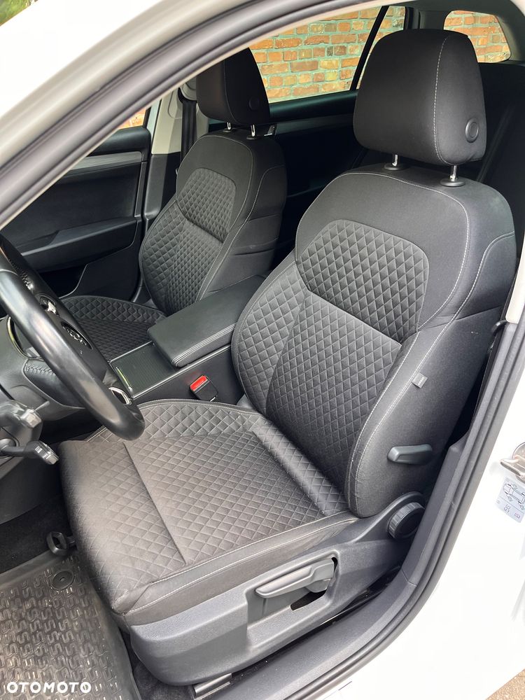 Skoda Superb 2.0 TDI SCR Ambition DSG - 19