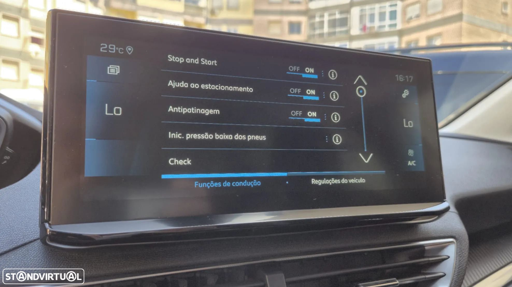 Peugeot 5008 PureTech 130 EAT8 Stop & Start Active - 26
