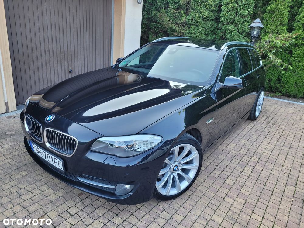 BMW Seria 5 525d - 1