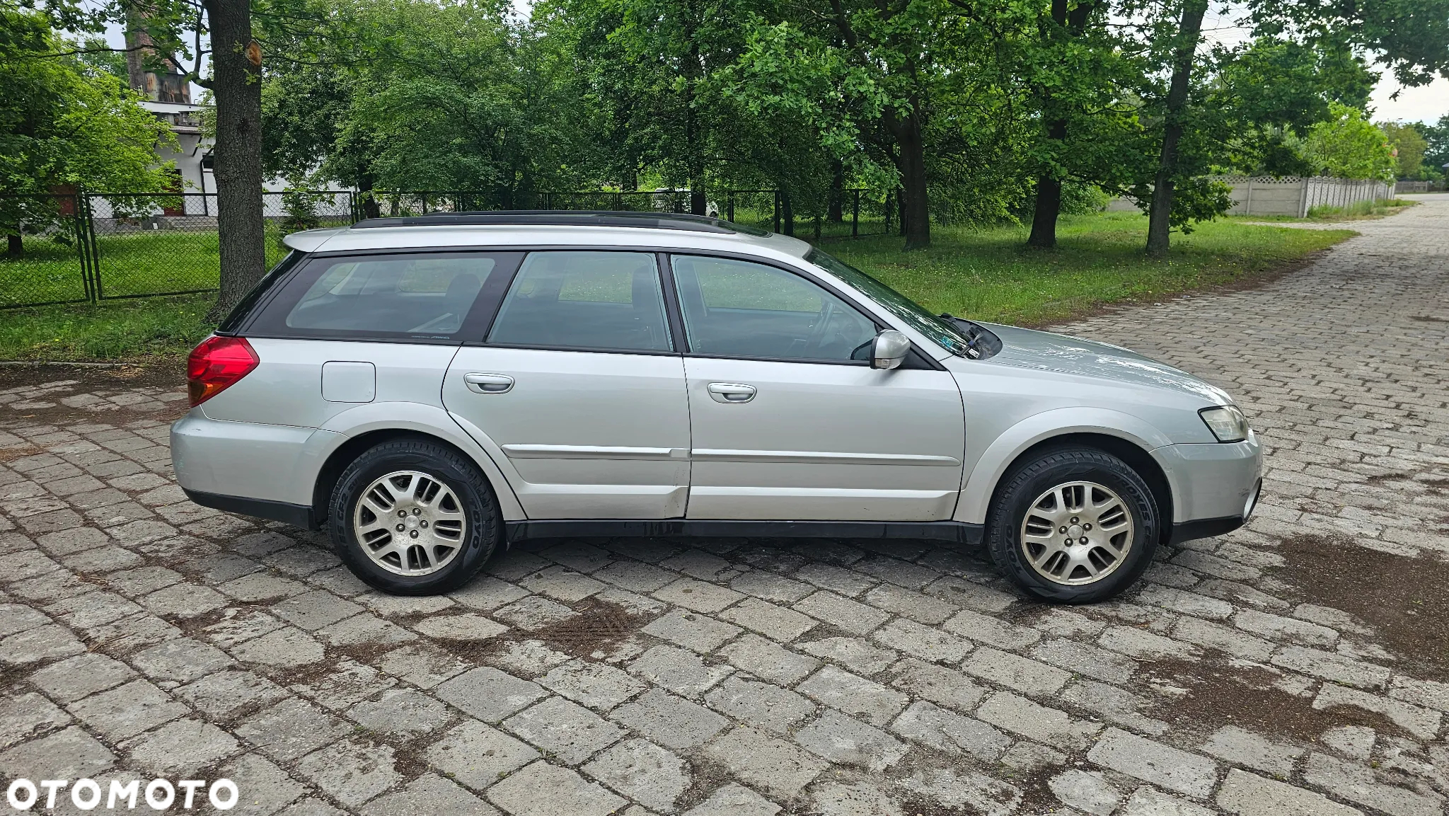 Subaru Outback 2.5 - 21