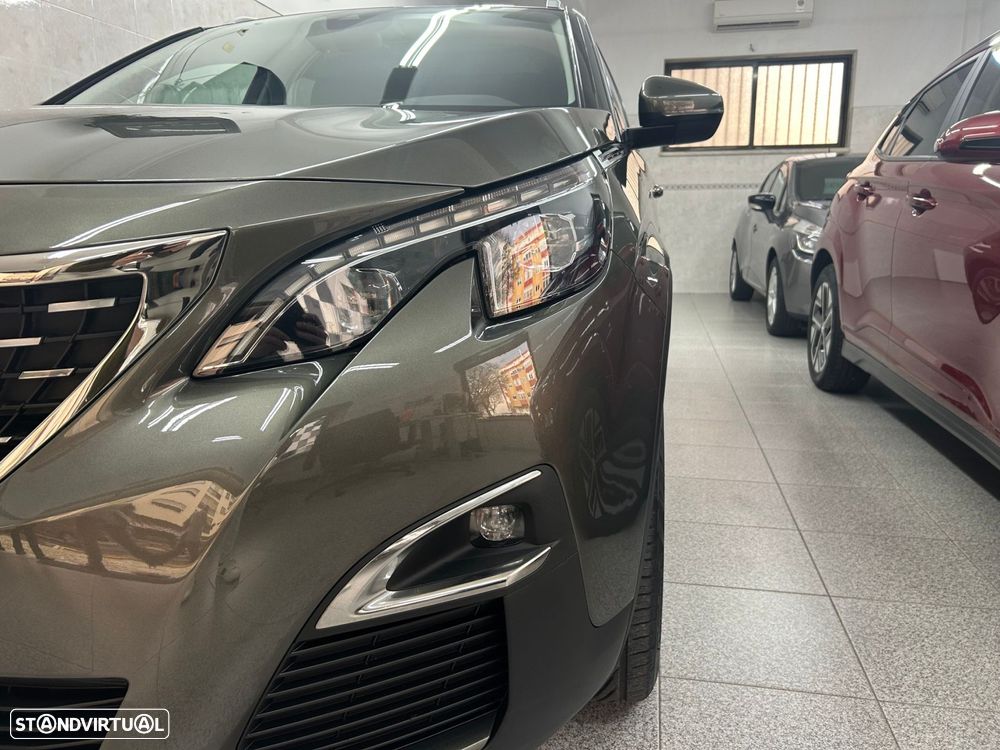 Peugeot 3008 1.2 PureTech Allure - 32