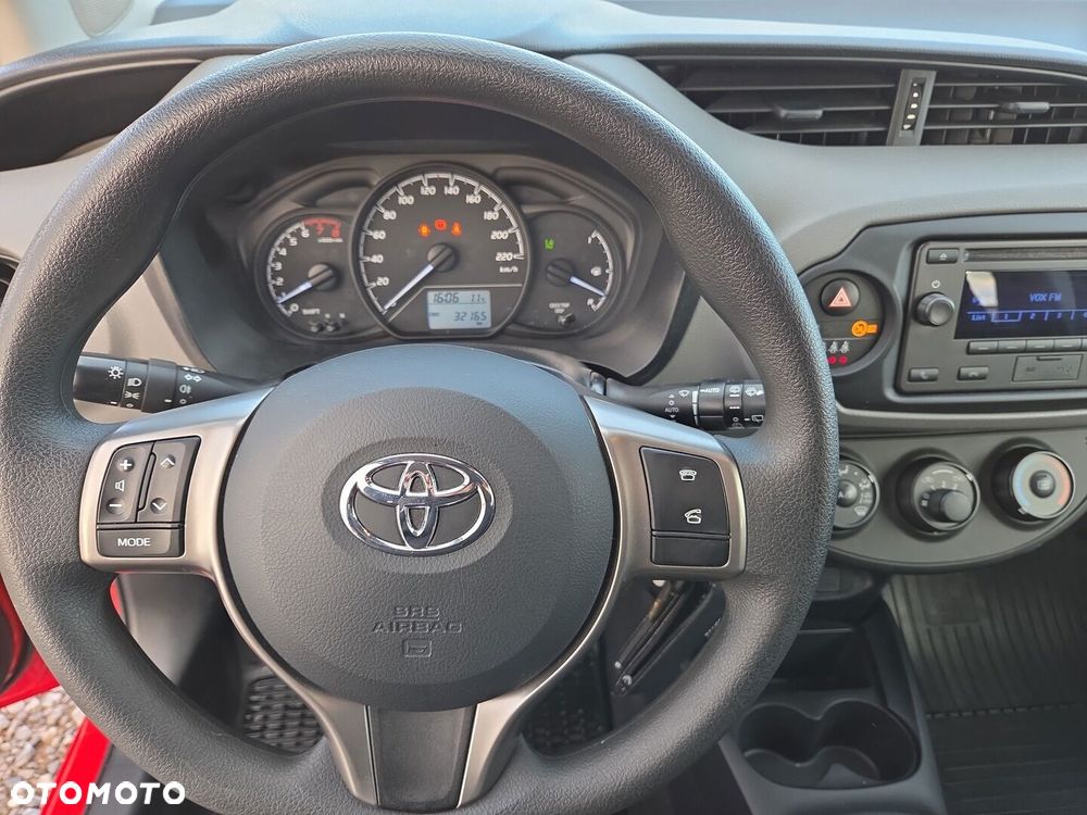Toyota Yaris - 18