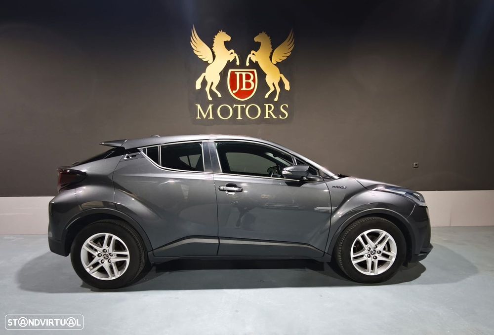 Toyota C-HR - 4