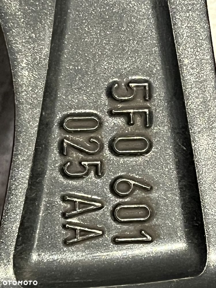 Felga Seat 7,5 x 18 ET 51 5F0601025AA 1szt. - 5